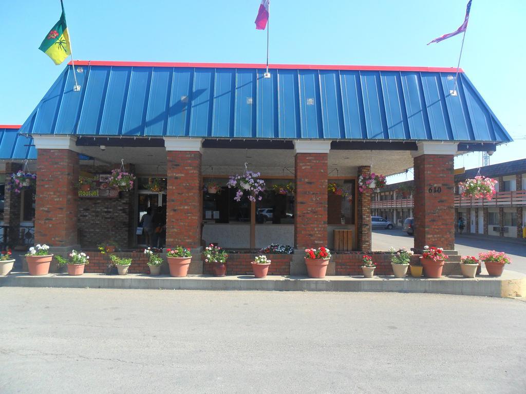 Northwoods Inn & Suites Saskatoon Kültér fotó